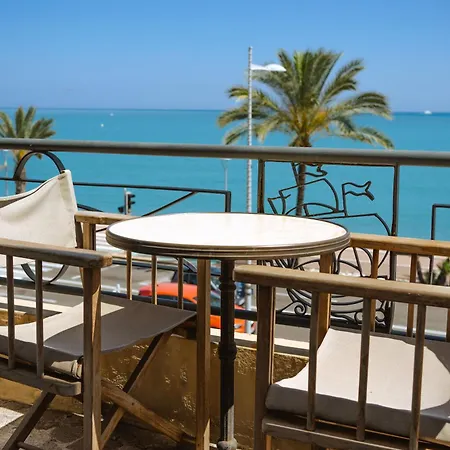 Hotel Du Bord De 